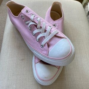 Light Pink slow-Top Converse